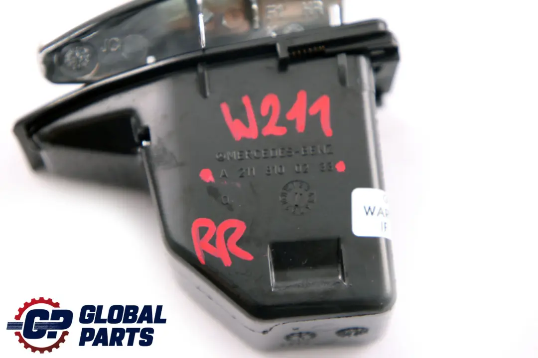 Bandeja Puerta Trasera Derecha Inserto Cenicero para Mercedes S211 W211 con número de pieza A2118100233 Mercedes S211 W211 Bandeja Puerta Trasera Derecha Inserto Cenicero - SKU A2118100233 - Número de pieza A2118100233