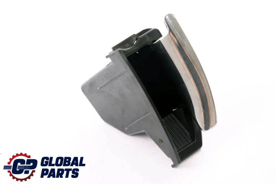 Bandeja Puerta Trasera Derecha Inserto Cenicero para Mercedes S211 W211 con número de pieza A2118100233 Mercedes S211 W211 Bandeja Puerta Trasera Derecha Inserto Cenicero - SKU A2118100233 - Número de pieza A2118100233