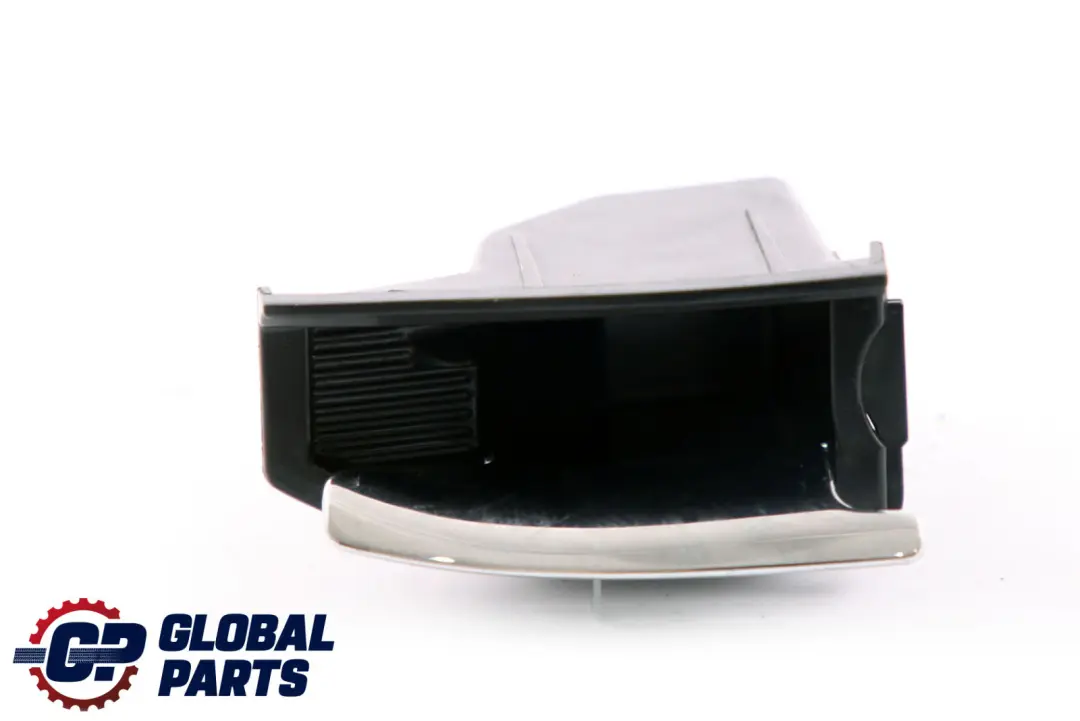 Bandeja Puerta Trasera Derecha Inserto Cenicero para Mercedes S211 W211 con número de pieza A2118100233 Mercedes S211 W211 Bandeja Puerta Trasera Derecha Inserto Cenicero - SKU A2118100233 - Número de pieza A2118100233