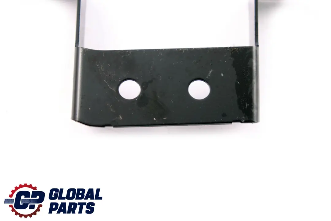 Roof Bracket Cover Front Right O/S to Mercedes E-Class S211 Touring with Part number A2118152831 Mercedes E-Class S211 Touring Roof Bracket Cover Front Right O/S - SKU A2118152831 - Part number A2118152831