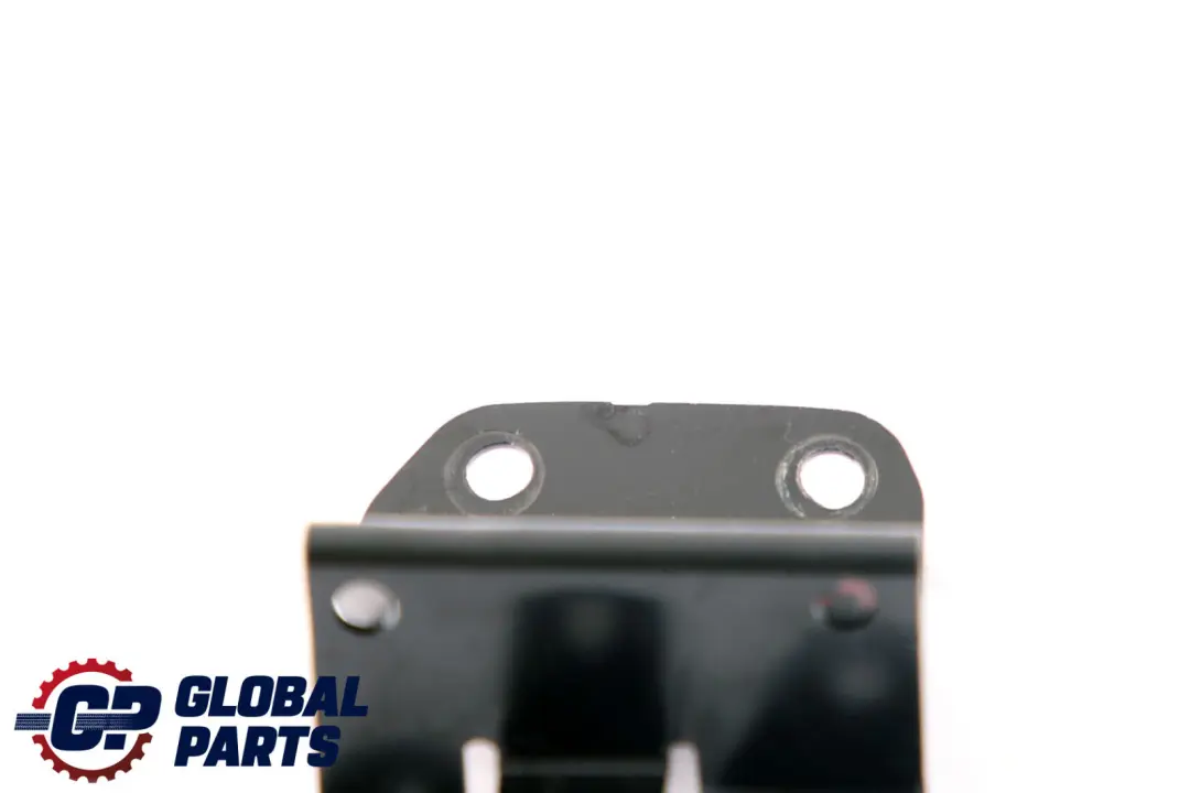 Mercedes-Benz E-Class S211 Touring Bracket Cover Rear Left N/S to with Part number A2118152931 Mercedes-Benz E-Class S211 Touring Bracket Cover Rear Left N/S - SKU A2118152931 - Part number A2118152931