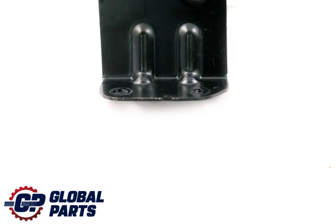 Mercedes-Benz E-Klasse S211 Kombi Halter Hinten Links für mit Teilenummer A2118152931 Mercedes-Benz E-Klasse S211 Kombi Halter Hinten Links - SKU A2118152931 - Teilenummer A2118152931