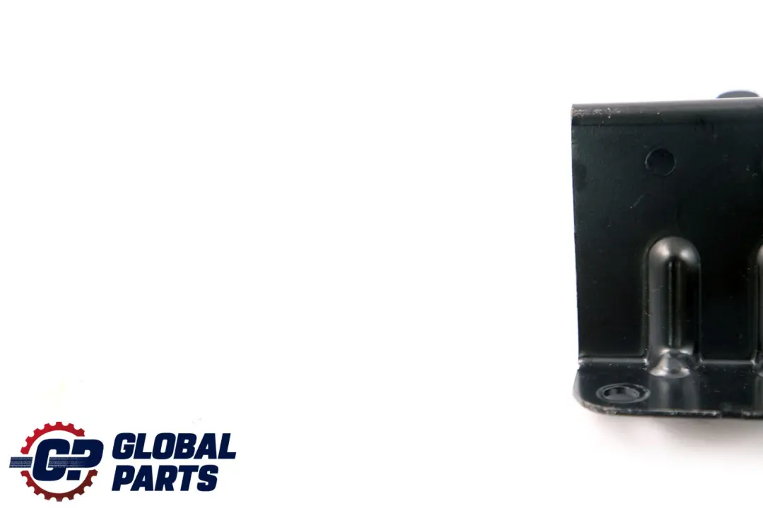 Mercedes-Benz E-Klasse S211 Kombi Halter Hinten Links für mit Teilenummer A2118152931 Mercedes-Benz E-Klasse S211 Kombi Halter Hinten Links - SKU A2118152931 - Teilenummer A2118152931