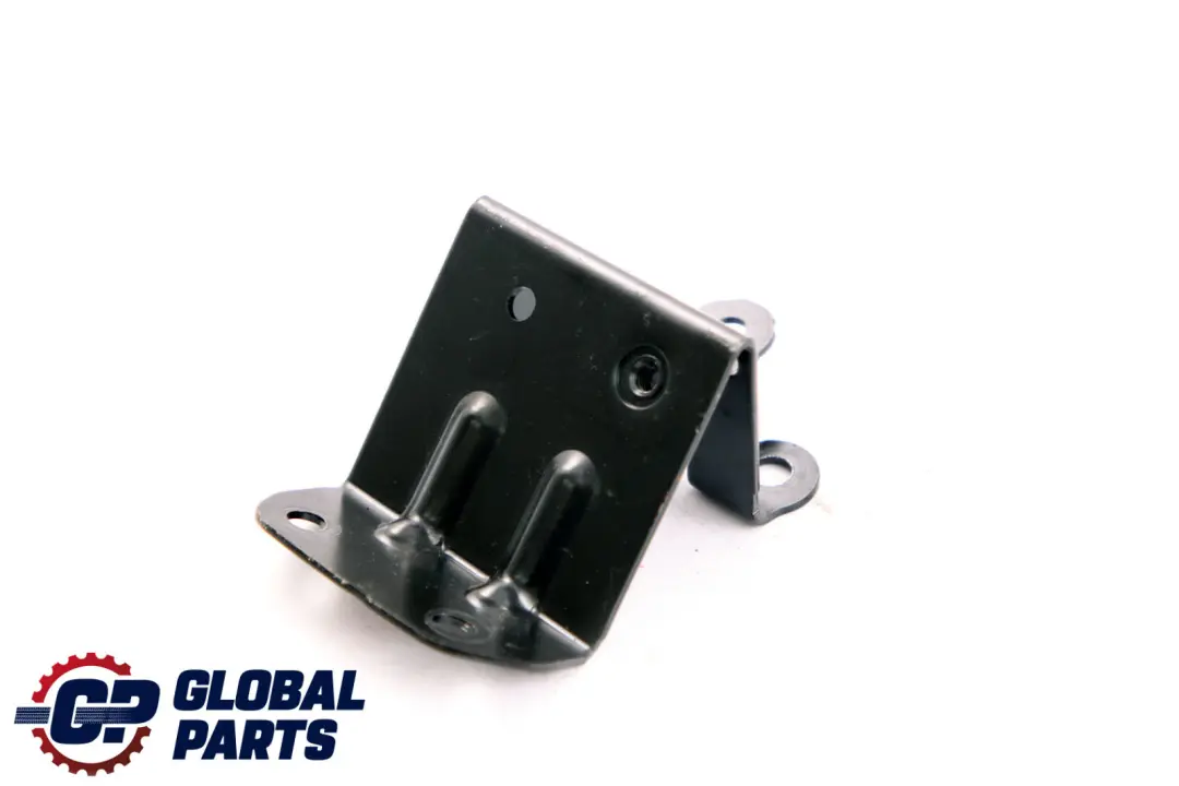 Mercedes-Benz E-Class S211 Touring Bracket Cover Rear Left N/S to with Part number A2118152931 Mercedes-Benz E-Class S211 Touring Bracket Cover Rear Left N/S - SKU A2118152931 - Part number A2118152931