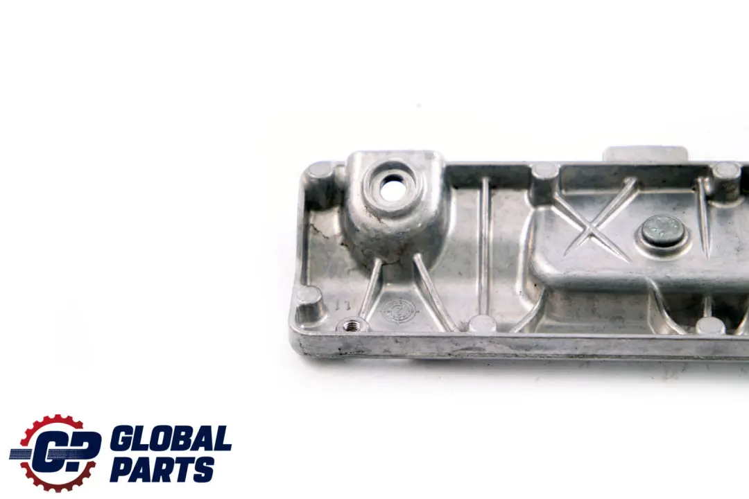 Handle Bracket Cover Front Left N/S to Mercedes E-Class S211 Touring with Part number A2118154531 Mercedes E-Class S211 Touring Handle Bracket Cover Front Left N/S - SKU A2118154531 - Part number A2118154531