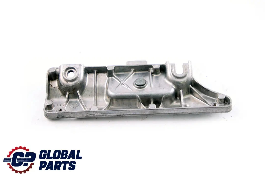 Handle Bracket Cover Front Left N/S to Mercedes E-Class S211 Touring with Part number A2118154531 Mercedes E-Class S211 Touring Handle Bracket Cover Front Left N/S - SKU A2118154531 - Part number A2118154531