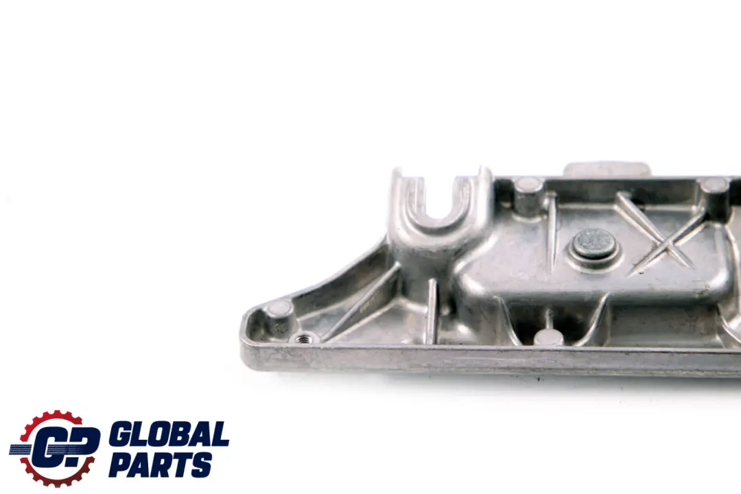 Handle Bracket Cover Front Right O/S to Mercedes E-Class S211 Touring with Part number A2118154631 Mercedes E-Class S211 Touring Handle Bracket Cover Front Right O/S - SKU A2118154631 - Part number A2118154631