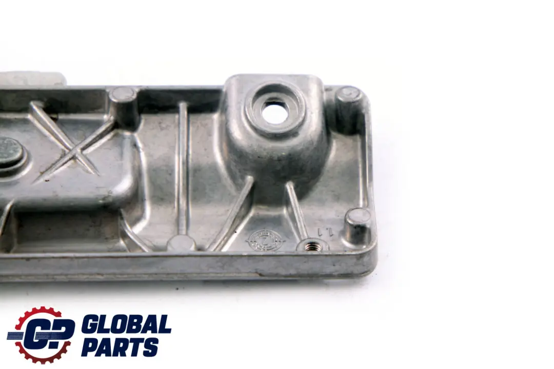 Mercedes-Benz E-Klasse S211 Kombi Haltegriff Halter Vorne Rechts für mit Teilenummer A2118154631 Mercedes-Benz E-Klasse S211 Kombi Haltegriff Halter Vorne Rechts - SKU A2118154631 - Teilenummer A2118154631