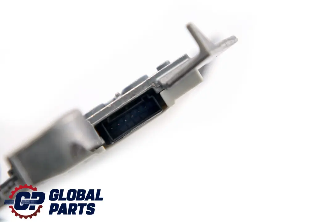 E-Klasse S211 Kombi Antennenweiche Antennenverstärker für Mercedes mit Teilenummer A2118200189 Mercedes E-Klasse S211 Kombi Antennenweiche Antennenverstärker - SKU A2118200189 - Teilenummer A2118200189