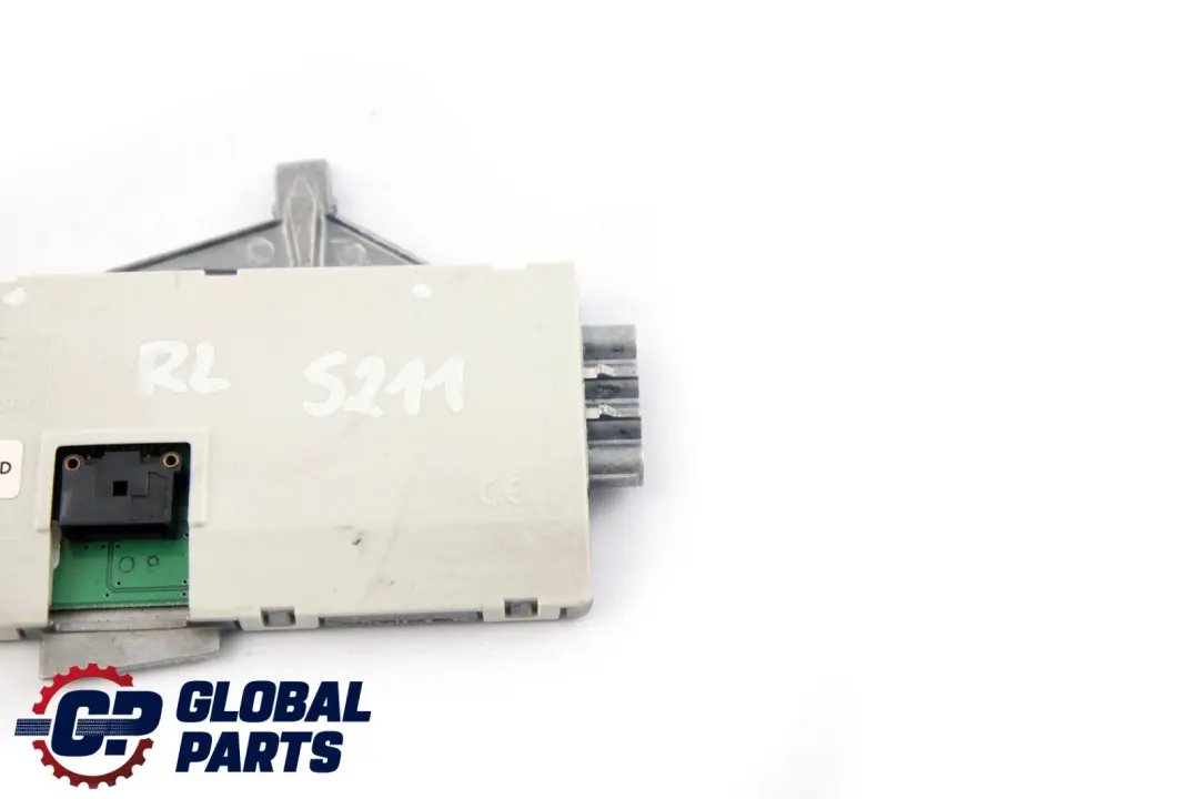 Mercedes-Benz E-Class S211 Aerial Antenna Amplifier to with Part number A2118200189 Mercedes-Benz E-Class S211 Aerial Antenna Amplifier - SKU A2118200189 - Part number A2118200189