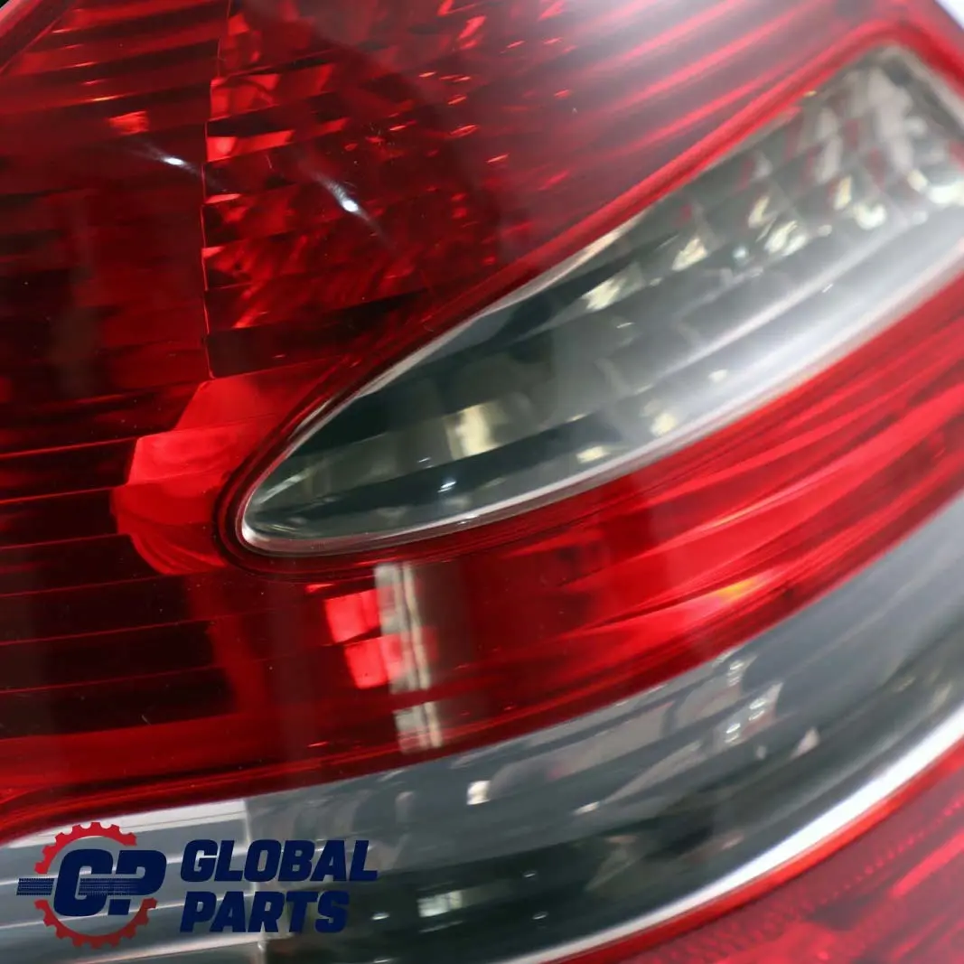 Mercedes-Benz E-Klasse W211 Rücklicht Hinten Links Seite Lampe für mit Teilenummer A2118200364 Mercedes-Benz E-Klasse W211 Rücklicht Hinten Links Seite Lampe - SKU A2118200364 - Teilenummer A2118200364