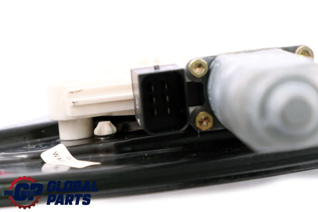 Lève-vitre de Porte Arrière Droite pour Mercedes W211 S211 à propos du numéro de pièce A2117300446 Mercedes W211 S211 Lève-vitre de Porte Arrière Droite - SKU A2118202342 - Numéro de pièce A2117300446