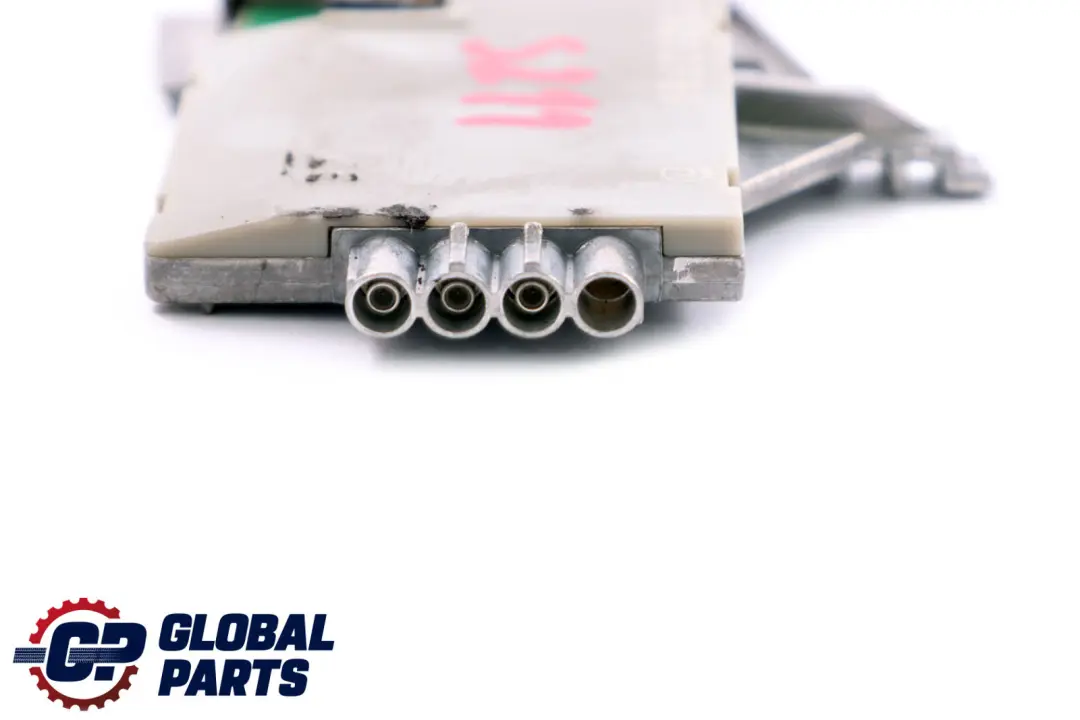 Mercedes-Benz E-Class S211 Touring Aerial Antenna Amplifier to with Part number A2118202989 Mercedes-Benz E-Class S211 Touring Aerial Antenna Amplifier - SKU A2118202989 - Part number A2118202989
