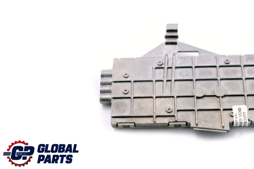 Mercedes-Benz E-Class S211 Touring Aerial Antenna Amplifier to with Part number A2118202989 Mercedes-Benz E-Class S211 Touring Aerial Antenna Amplifier - SKU A2118202989 - Part number A2118202989