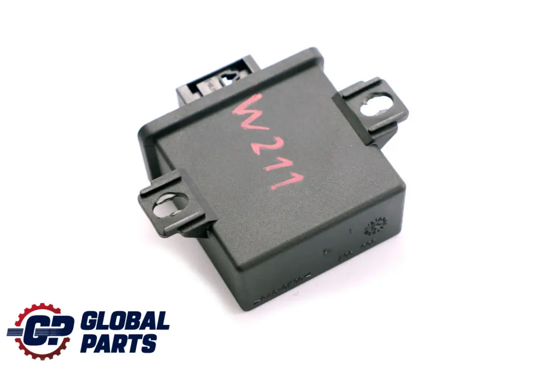 Bi-Xenon Headlight Level Control Unit Module LWR to Mercedes E-Class W211 S211 with Part number A2118203226 Mercedes E-Class W211 S211 Bi-Xenon Headlight Level Control Unit Module LWR - SKU A2118203226 - Part number A2118203226