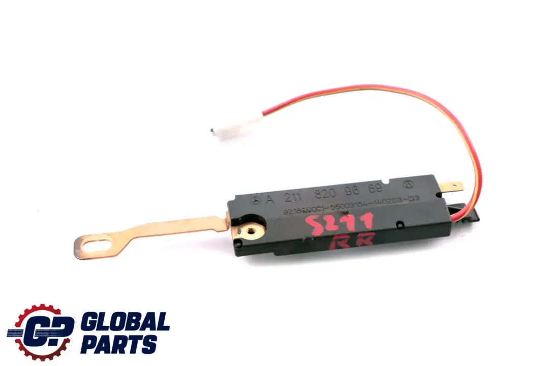 Mercedes-Benz E-Class S211 Estate Antenna Amplifier Rear Right O/S to with Part number A2118209689 Mercedes-Benz E-Class S211 Estate Antenna Amplifier Rear Right O/S - SKU A2118209689 - Part number A2118209689