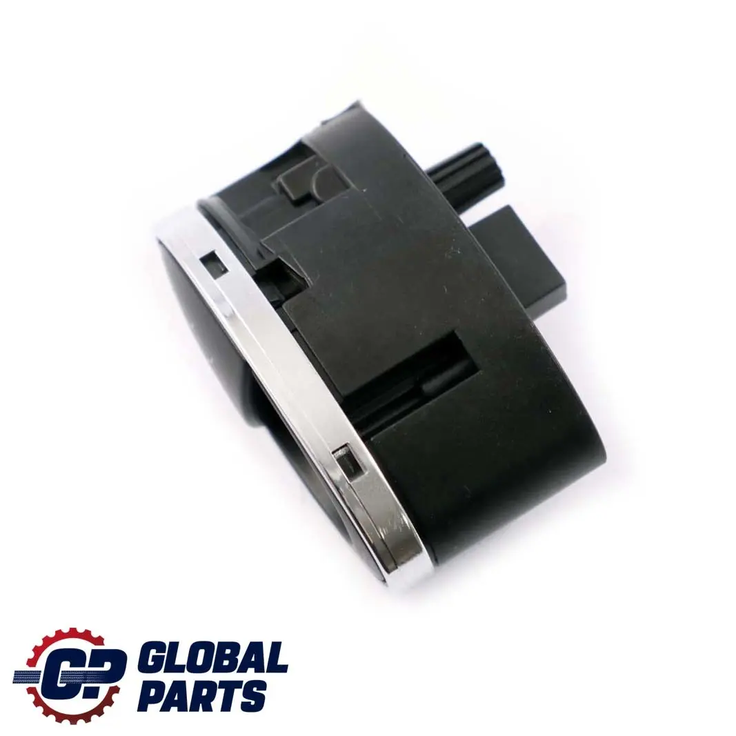 Interruttore comando apertura portellone bagagliaio per Mercedes W211 con numero di parte A2118211151 Mercedes W211 Interruttore comando apertura portellone bagagliaio - SKU A2118211151 - Numero di parte A2118211151