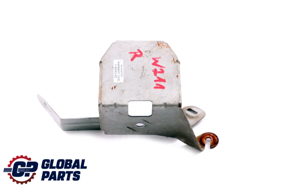 Mercedes-Benz E-Class W211 Horn Warning Alarm Siren Holder Cover to with Part number A2118220614 Mercedes-Benz E-Class W211 Horn Warning Alarm Siren Holder Cover - SKU A2118220614 - Part number A2118220614