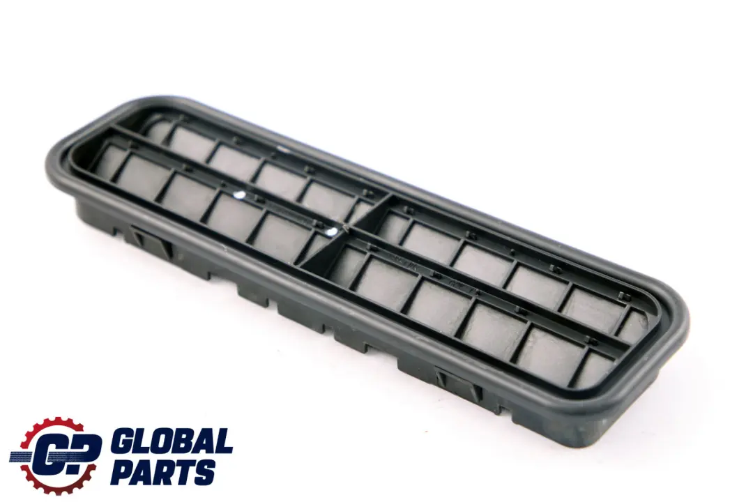 Mercedes E-Class S211 Blower Air Vent Left Right N/O/S Fender Panel - SKU A2118300042 - Part number A2118300042