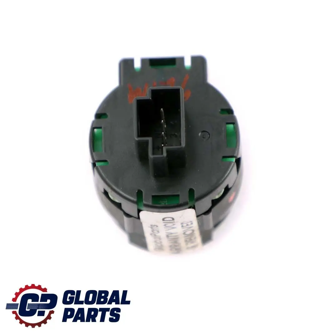  Mercedes-Benz W176 W204 Sensor Temperatura del Aire Interior - SKU A2118300272 - Número de pieza A2118300272