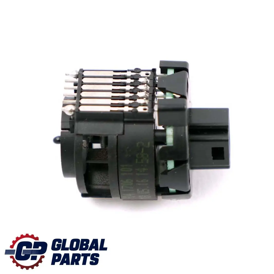 Mercedes-Benz W176 W204 Interior Air Temperature Sensor to with Part number A2118300272 Mercedes-Benz W176 W204 Interior Air Temperature Sensor - SKU A2118300272 - Part number A2118300272