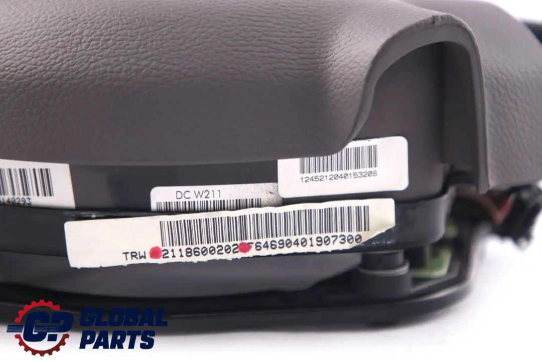 Mercedes S211 W211 Volante Gris Aire - SKU A2118600202 - Número de pieza A2118600202