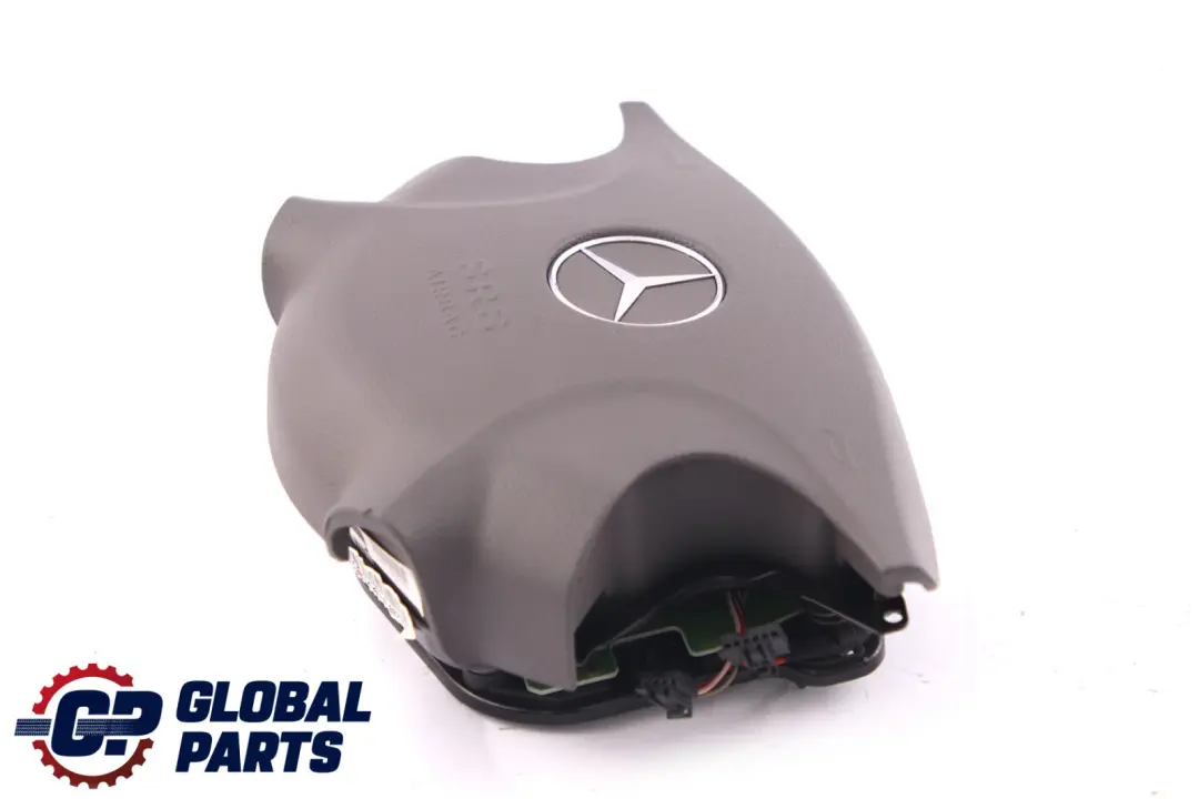 Volant Gris Air pour Mercedes S211 W211 à propos du numéro de pièce A2118600202 Mercedes S211 W211 Volant Gris Air - SKU A2118600202 - Numéro de pièce A2118600202