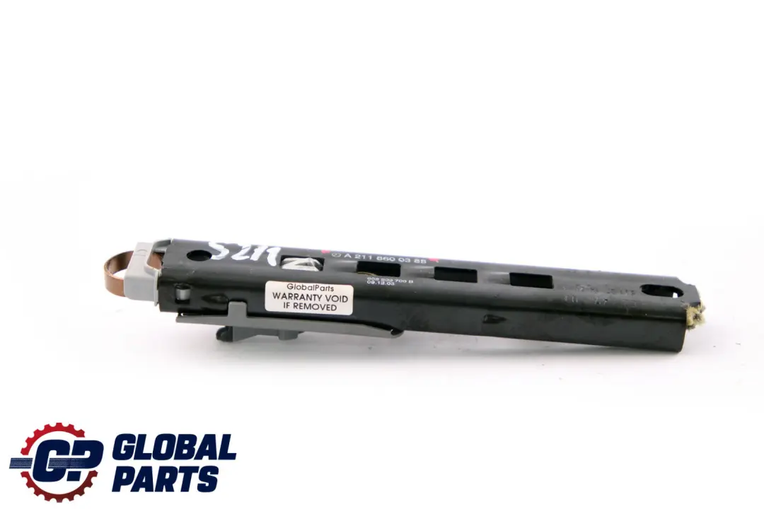 Regolatore altezza cintura sicurezza anteriore per Mercedes S211 Touring con numero di parte A2118600388 Mercedes S211 Touring Regolatore altezza cintura sicurezza anteriore - SKU A2118600388 - Numero di parte A2118600388