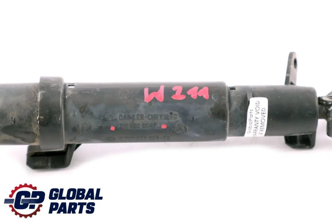 Mercedes W211 Scheinwerfer Lampenreinigung Rechts Sprühdüse - SKU A2118600647 - Teilenummer A2118600647