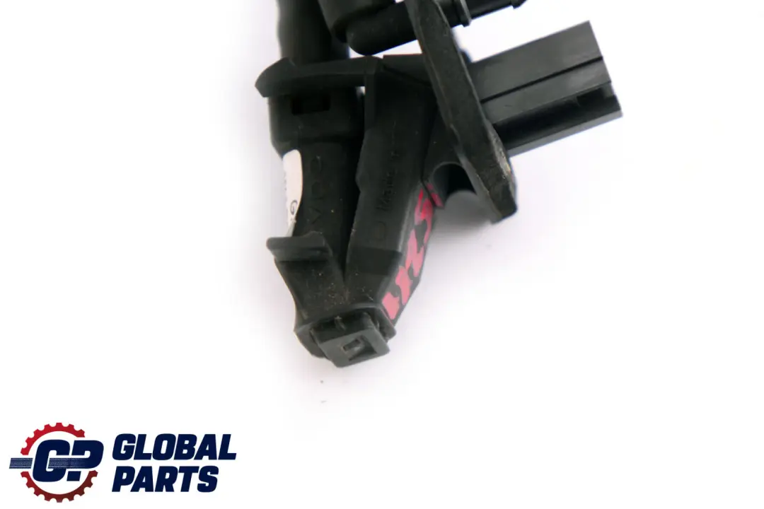 Windscreen Washer Nozzle Jet to Mercedes E-Class S211 Touring Rear with Part number A2118600747 Mercedes E-Class S211 Touring Rear Windscreen Washer Nozzle Jet - SKU A2118600747 - Part number A2118600747