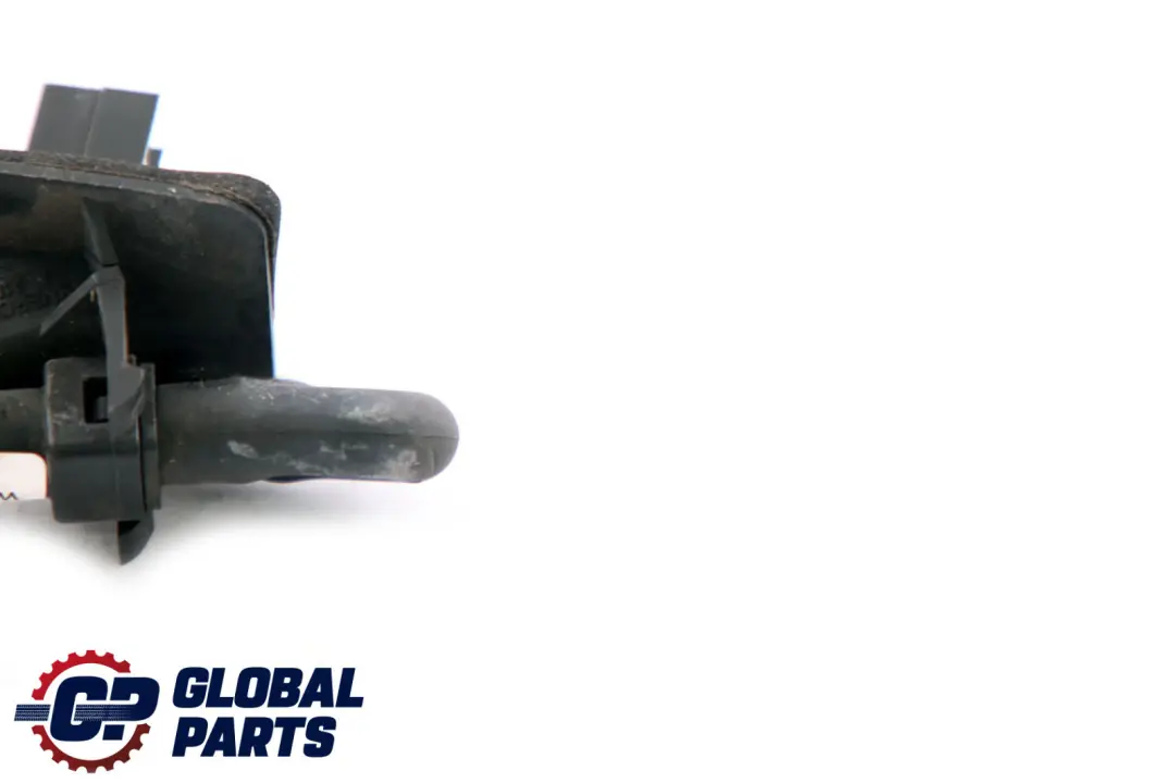 Windscreen Washer Nozzle Jet to Mercedes E-Class S211 Touring Rear with Part number A2118600747 Mercedes E-Class S211 Touring Rear Windscreen Washer Nozzle Jet - SKU A2118600747 - Part number A2118600747