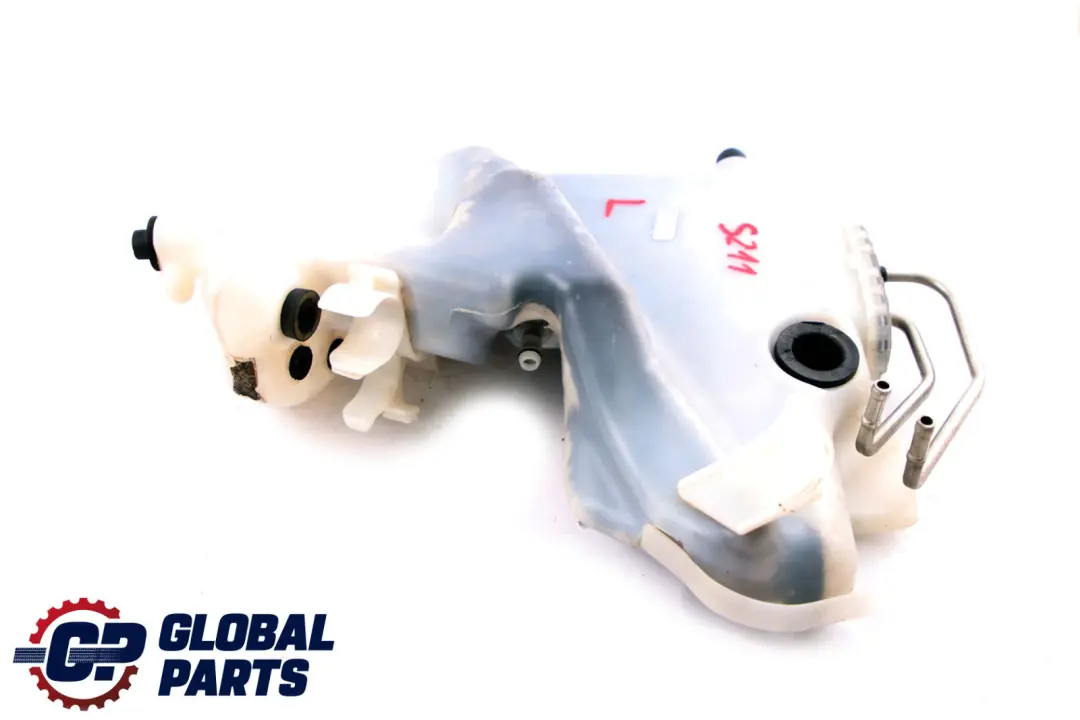 Mercedes-Benz S211 Touring Bouteille de lave-glace Réservoir pour à propos du numéro de pièce A2118600760 Mercedes-Benz S211 Touring Bouteille de lave-glace Réservoir - SKU A2118600760 - Numéro de pièce A2118600760