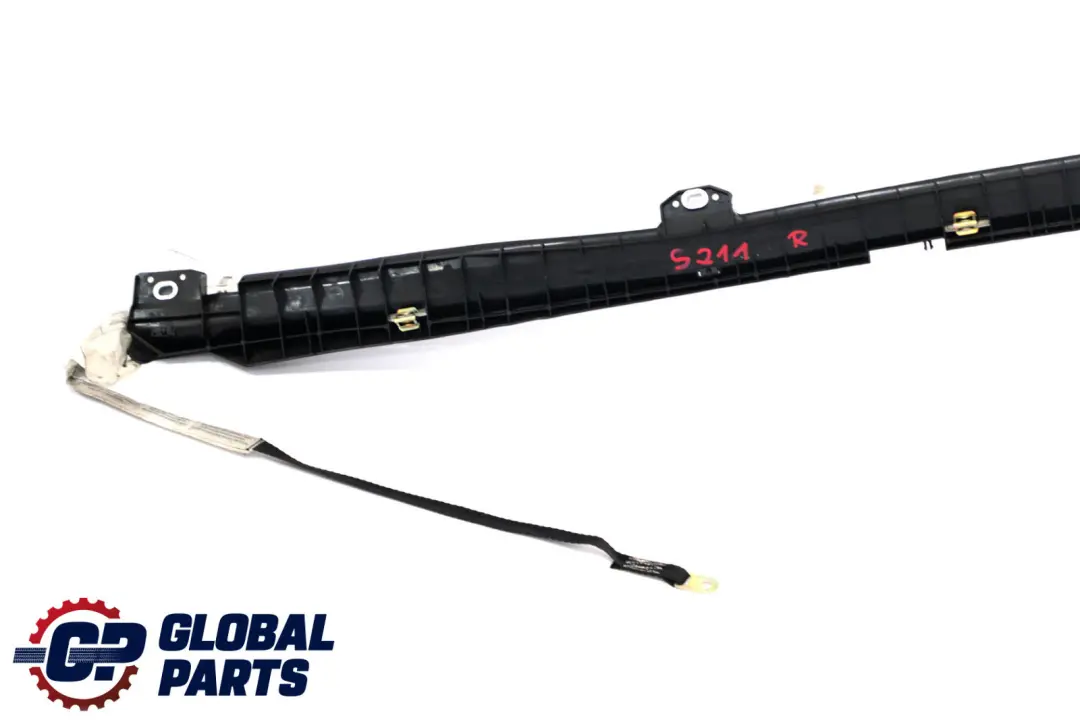 Estete Airbag rideau latéral droit rabattable pour Mercedes S211 à propos du numéro de pièce A2118601005 Mercedes S211 Estete Airbag rideau latéral droit rabattable - SKU A2118601005 - Numéro de pièce A2118601005