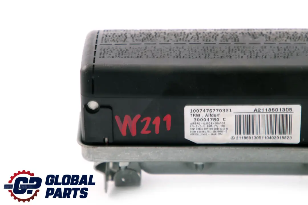 Airbag avant côté passager tableau de bord Mercedes W211 S211 - SKU A2118601305 - Numéro de pièce A2118601305