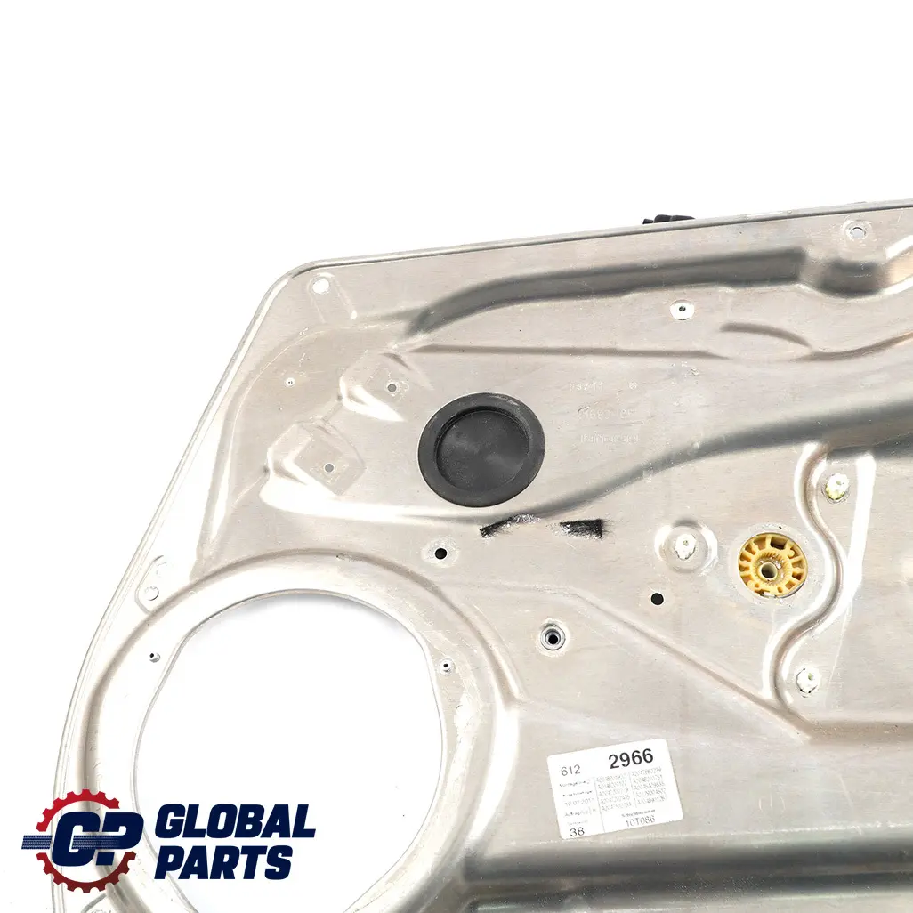 Delantero Derecho Ventana Regulador Elevador Motor Panel para Mercedes C E W204 W212 con número de pieza A2127201679 Mercedes C E W204 W212 Delantero Derecho Ventana Regulador Elevador Motor Panel - SKU A2127201679 - Número de pieza A2127201679