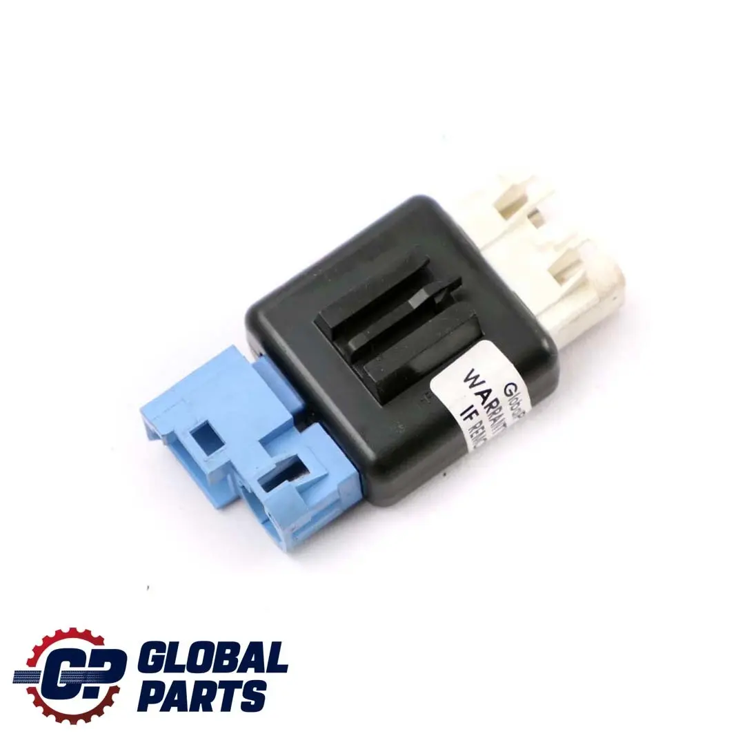 Boîte à gants Antenne Booster Amplificateur pour Mercedes W176 W246 à propos du numéro de pièce A2128204585 Mercedes W176 W246 Boîte à gants Antenne Booster Amplificateur - SKU A2128204585 - Numéro de pièce A2128204585