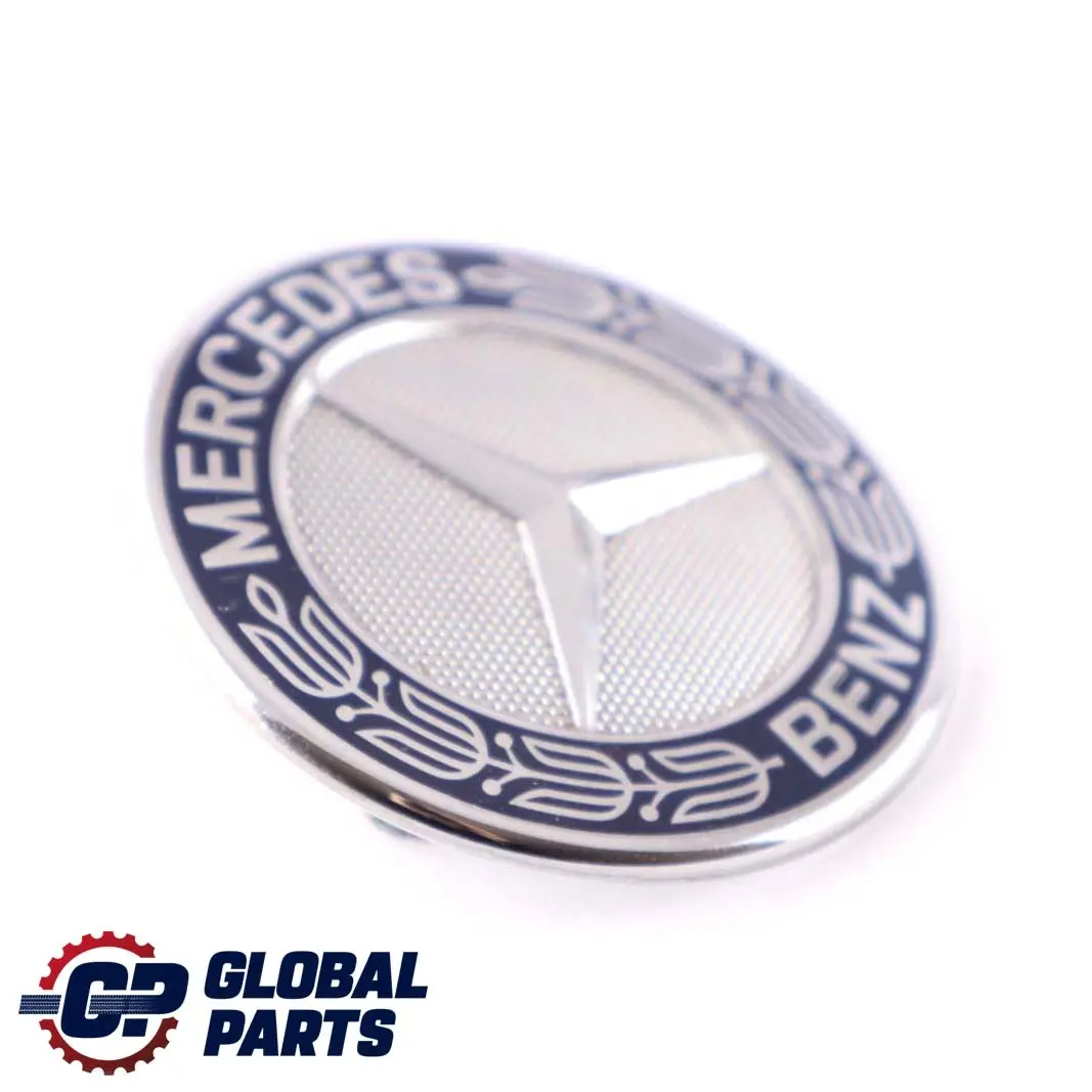 Emblemat Maski Znaczek do Mercedes W176 W246 C117 o numerze A2188170116 Mercedes W176 W246 C117 Emblemat Maski Znaczek - SKU A2188170116 - Numer Części A2188170116