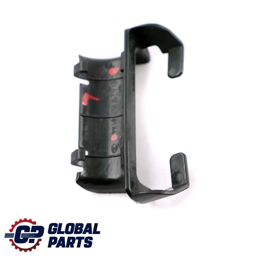 Protector de cinturón de seguridad delantero Guía de borde para Mercedes W176 W205 con número de pieza A2188680144 Mercedes W176 W205 Protector de cinturón de seguridad delantero Guía de borde - SKU A2188680144 - Número de pieza A2188680144