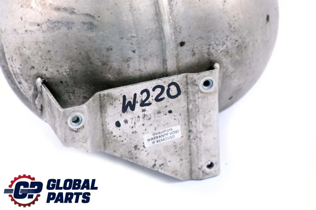 Zbiornik Zawieszenia Airmatic do Mercedes S W220 o numerze A2203200215 Mercedes S W220 Zbiornik Zawieszenia Airmatic - SKU A2203200215 - Numer Części A2203200215