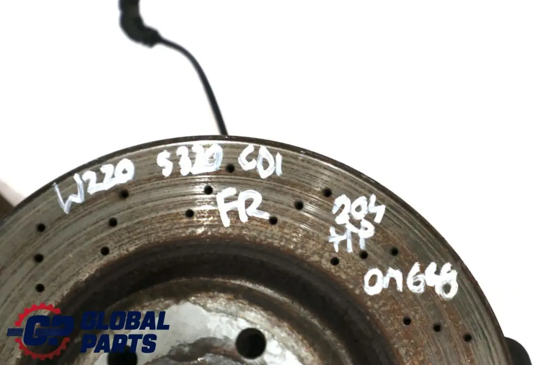 Zwrotnica Piasta Prawy Przód do Mercedes W220 320 CDI o numerze A2203303820 Mercedes W220 320 CDI Zwrotnica Piasta Prawy Przód - SKU A2203303820 - Numer Części A2203303820