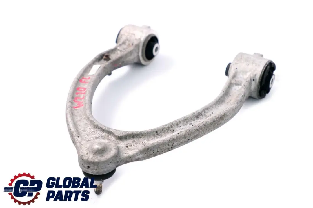 Braccio controllo anteriore sinistro Braccio superiore per Mercedes CL S C215 W220 con numero di parte A2203309307 Mercedes CL S C215 W220 Braccio controllo anteriore sinistro Braccio superiore - SKU A2203309307 - Numero di parte A2203309307