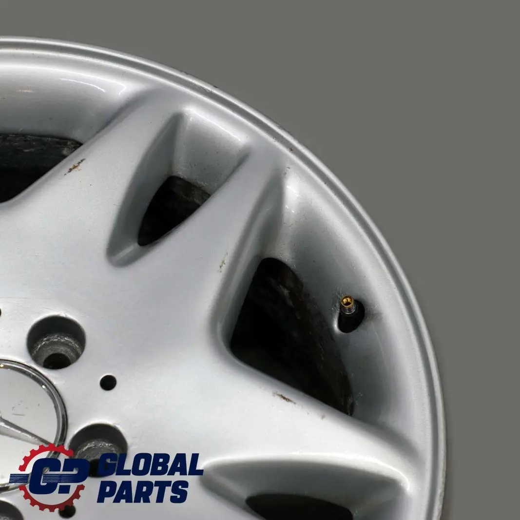 Mercedes-Benz S-Klasse W220 Silber Alufelge Alu Felge 17" 7,5J ET:46 A220401020 für mit Teilenummer A2204010202 Mercedes-Benz S-Klasse W220 Silber Alufelge Alu Felge 17" 7,5J ET:46 A220401020 - SKU A2204010202-2 - Teilenummer A2204010202