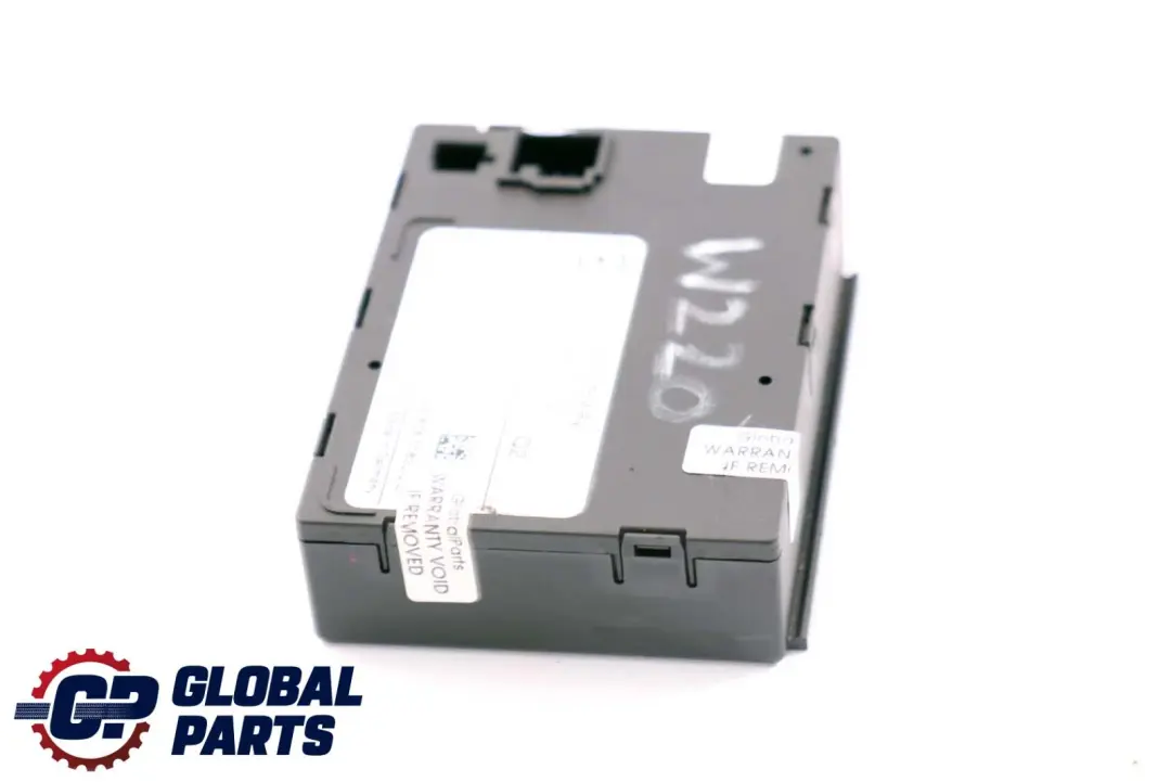 Mercedes-Benz S-Class W220 Central Gateway Control Unit Module ECU to with Part number A2115403545 Mercedes-Benz S-Class W220 Central Gateway Control Unit Module ECU - SKU A2204452000 - Part number A2115403545
