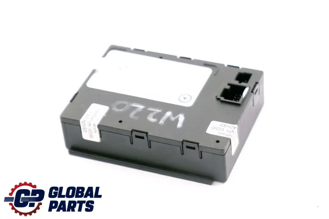 Mercedes-Benz S-Class W220 Central Gateway Control Unit Module ECU to with Part number A2115403545 Mercedes-Benz S-Class W220 Central Gateway Control Unit Module ECU - SKU A2204452000 - Part number A2115403545