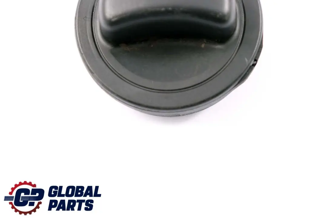 Tapa del deposito De combustible Negro para Mercedes E W168 W210 W220 con número de pieza A2204700005 Mercedes E W168 W210 W220 Tapa del deposito De combustible Negro - SKU A2204700005 - Número de pieza A2204700005