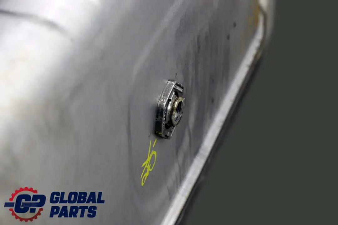 Benz S Class W220 S320 CDI Diesel Bare Fuel Tank 88L to Mercedes with Part number A2204707101 Mercedes Benz S Class W220 S320 CDI Diesel Bare Fuel Tank 88L - SKU A2204707101 - Part number A2204707101