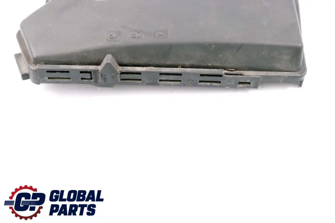 Mercedes CL S Class C215 W220 Caja Fusibles Tapa Delantera Izquierda - SKU A2205400282 - Número de pieza A2205400282