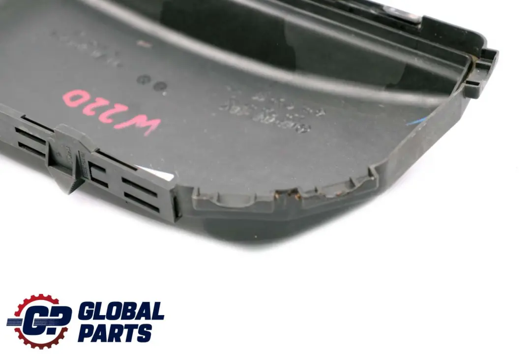 Caja de fusibles delantera derecha Tapa para Mercedes C215 W220 con número de pieza A2205400382 Mercedes C215 W220 Caja de fusibles delantera derecha Tapa - SKU A2205400382 - Número de pieza A2205400382