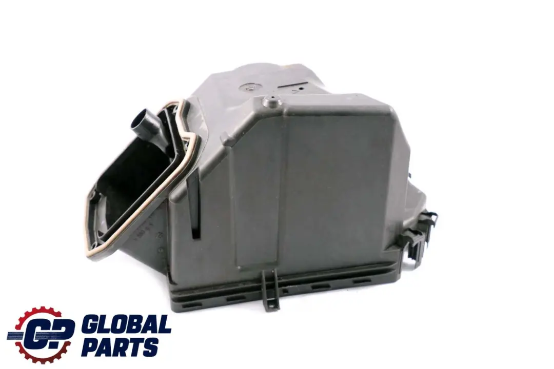 Class C215 W220 Fuse Box Unit Front Right O/S ECU to Mercedes CL S with Part number A2205401124 Mercedes CL S Class C215 W220 Fuse Box Unit Front Right O/S ECU - SKU A2205401124 - Part number A2205401124