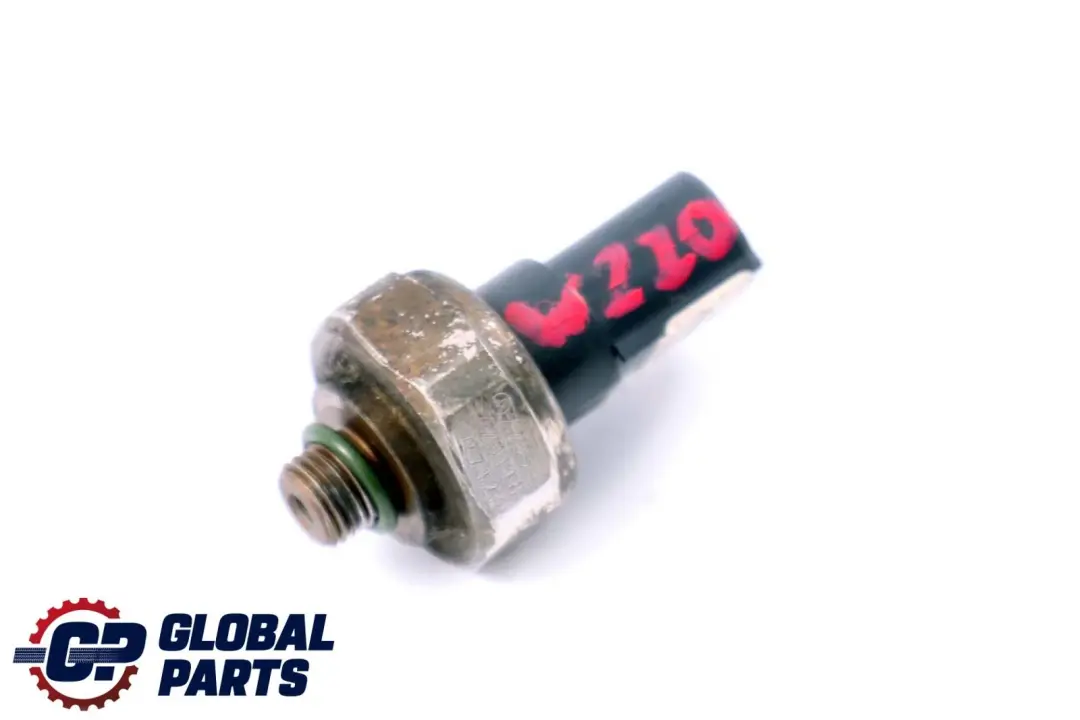 Benz W169 W211 W220 Klima Drucksensor für Mercedes mit Teilenummer A2205420118 Mercedes Benz W169 W211 W220 Klima Drucksensor - SKU A2205420118 - Teilenummer A2205420118